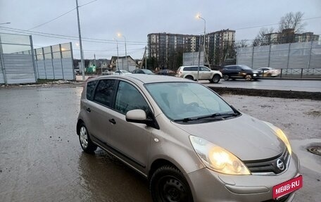 Nissan Note II рестайлинг, 2011 год, 650 000 рублей, 2 фотография