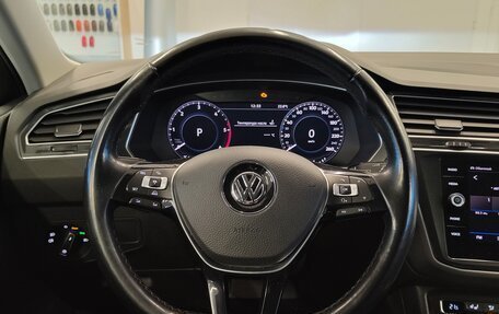 Volkswagen Tiguan II, 2018 год, 2 365 000 рублей, 14 фотография