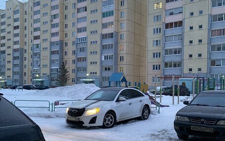 Chevrolet Cruze II, 2013 год, 900 000 рублей, 3 фотография