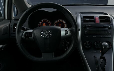 Toyota Auris II, 2011 год, 1 175 000 рублей, 7 фотография