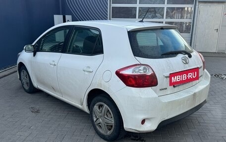 Toyota Auris II, 2011 год, 1 175 000 рублей, 4 фотография