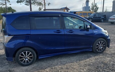 Honda Freed I, 2012 год, 1 300 000 рублей, 6 фотография