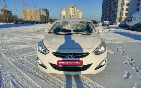 Hyundai i40 I рестайлинг, 2014 год, 1 000 000 рублей, 11 фотография