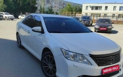 Toyota Camry, 2014 год, 1 820 000 рублей, 1 фотография