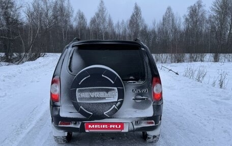 Chevrolet Niva I рестайлинг, 2011 год, 555 000 рублей, 5 фотография