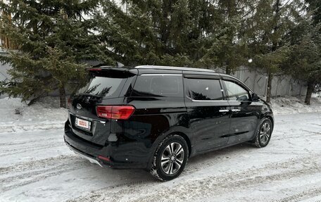 KIA Carnival III, 2018 год, 2 650 000 рублей, 8 фотография