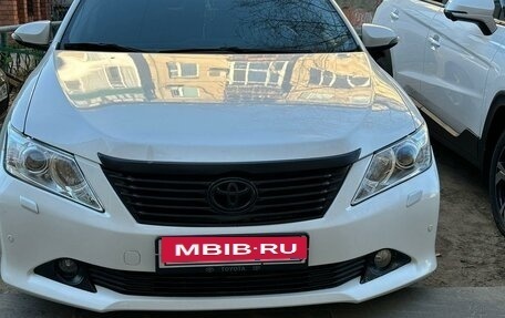 Toyota Camry, 2014 год, 1 820 000 рублей, 8 фотография