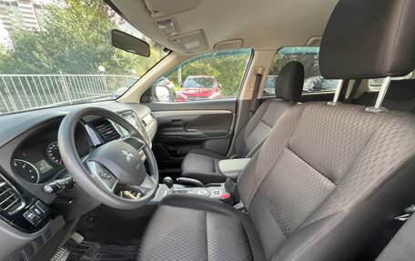 Mitsubishi Outlander III рестайлинг 3, 2013 год, 1 419 000 рублей, 12 фотография