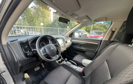 Mitsubishi Outlander III рестайлинг 3, 2013 год, 1 419 000 рублей, 11 фотография