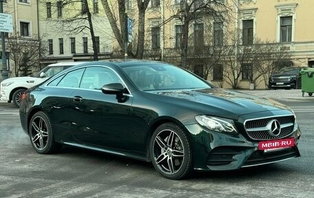 Mercedes-Benz E-Класс, 2018 год, 4 000 000 рублей, 4 фотография