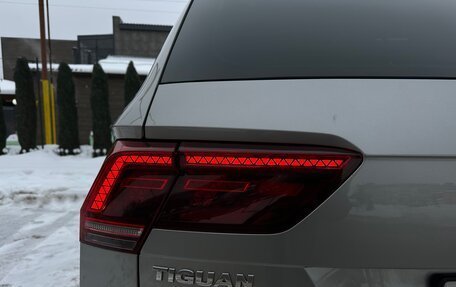 Volkswagen Tiguan II, 2018 год, 2 550 000 рублей, 6 фотография