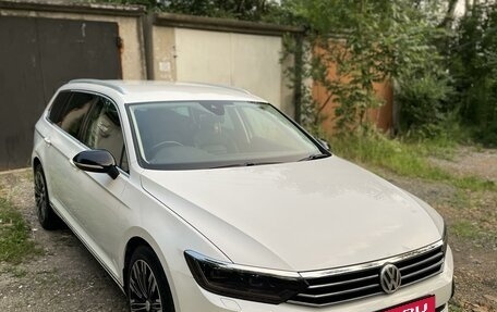 Volkswagen Passat B8 рестайлинг, 2015 год, 1 900 000 рублей, 19 фотография