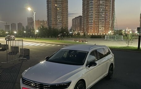 Volkswagen Passat B8 рестайлинг, 2015 год, 1 900 000 рублей, 14 фотография