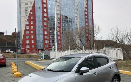 Mazda Demio IV, 2015 год, 950 000 рублей, 9 фотография