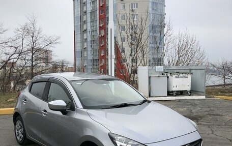 Mazda Demio IV, 2015 год, 950 000 рублей, 8 фотография