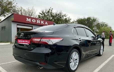 Toyota Camry, 2019 год, 3 490 000 рублей, 4 фотография