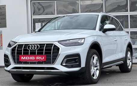 Audi Q5, 2023 год, 6 640 000 рублей, 2 фотография