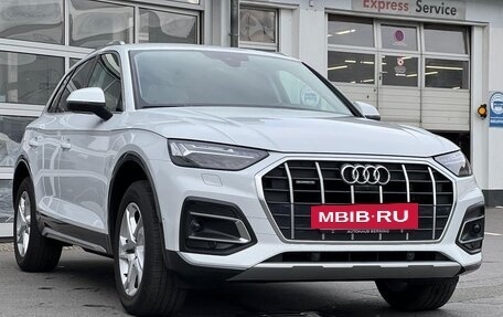 Audi Q5, 2023 год, 6 640 000 рублей, 3 фотография