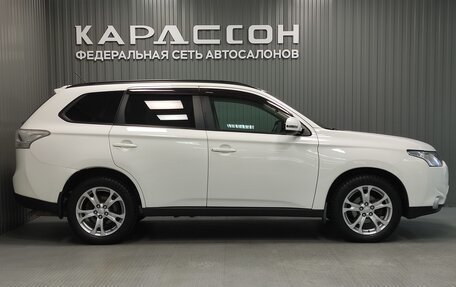 Mitsubishi Outlander III рестайлинг 3, 2012 год, 1 390 000 рублей, 6 фотография