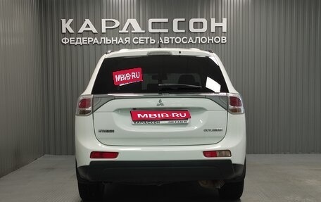 Mitsubishi Outlander III рестайлинг 3, 2012 год, 1 390 000 рублей, 4 фотография