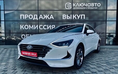 Hyundai Sonata VIII, 2021 год, 2 500 000 рублей, 1 фотография