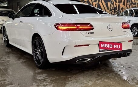 Mercedes-Benz E-Класс, 2018 год, 5 600 000 рублей, 3 фотография