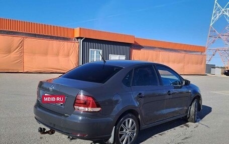 Volkswagen Polo VI (EU Market), 2015 год, 945 000 рублей, 3 фотография