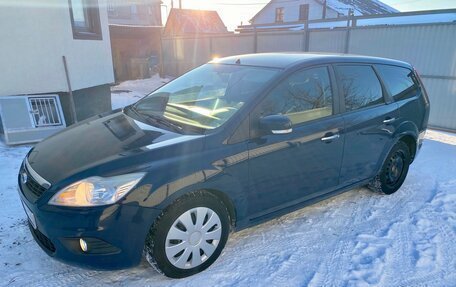 Ford Focus II рестайлинг, 2011 год, 750 000 рублей, 3 фотография