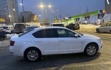 Skoda Octavia, 2018 год, 950 000 рублей, 4 фотография