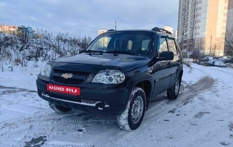 Chevrolet Niva I рестайлинг, 2016 год, 820 000 рублей, 7 фотография