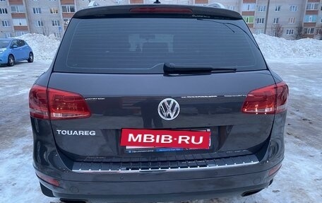 Volkswagen Touareg III, 2011 год, 2 150 000 рублей, 3 фотография