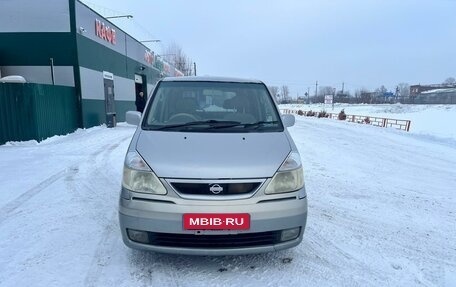 Nissan Serena II, 2003 год, 855 000 рублей, 2 фотография