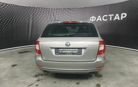 Skoda Superb III рестайлинг, 2011 год, 1 148 000 рублей, 5 фотография