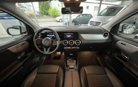 Mercedes-Benz GLA, 2022 год, 5 112 000 рублей, 11 фотография