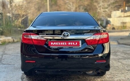 Toyota Camry, 2013 год, 2 080 000 рублей, 12 фотография