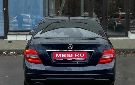 Mercedes-Benz C-Класс, 2011 год, 1 800 000 рублей, 6 фотография