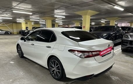 Toyota Camry, 2021 год, 4 100 000 рублей, 4 фотография