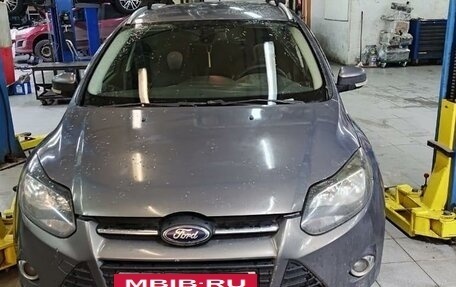 Ford Focus III, 2012 год, 550 000 рублей, 2 фотография