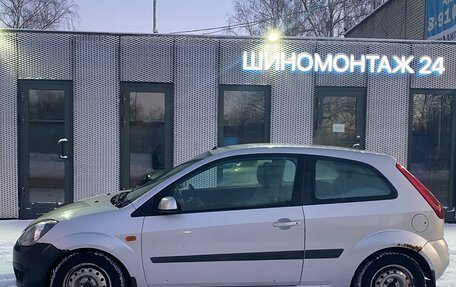 Ford Fiesta, 2007 год, 400 000 рублей, 2 фотография