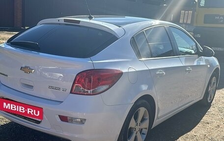 Chevrolet Cruze II, 2012 год, 950 000 рублей, 3 фотография