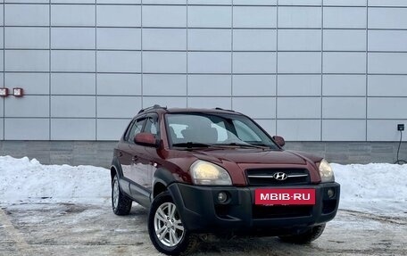 Hyundai Tucson III, 2006 год, 849 000 рублей, 3 фотография