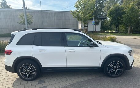 Mercedes-Benz GLB, 2021 год, 4 115 000 рублей, 3 фотография