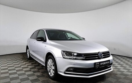 Volkswagen Jetta VI, 2018 год, 1 599 000 рублей, 2 фотография