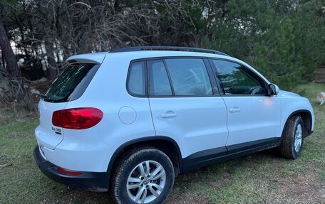 Volkswagen Tiguan I, 2016 год, 1 850 000 рублей, 3 фотография