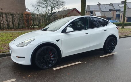 Tesla Model Y I, 2024 год, 7 226 000 рублей, 3 фотография