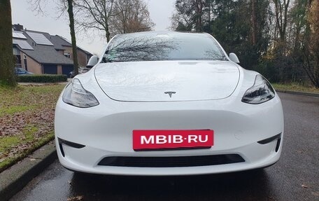 Tesla Model Y I, 2024 год, 7 226 000 рублей, 2 фотография