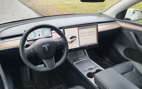 Tesla Model Y I, 2024 год, 7 226 000 рублей, 11 фотография