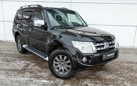 Mitsubishi Pajero IV, 2013 год, 2 003 000 рублей, 3 фотография