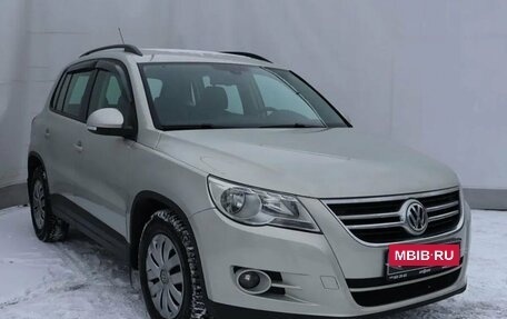 Volkswagen Tiguan I, 2010 год, 1 079 000 рублей, 3 фотография