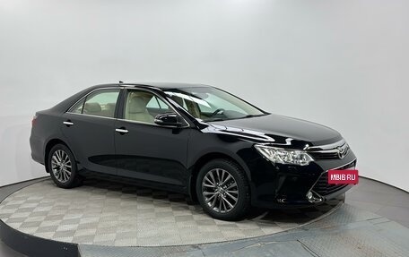 Toyota Camry, 2017 год, 3 300 000 рублей, 3 фотография